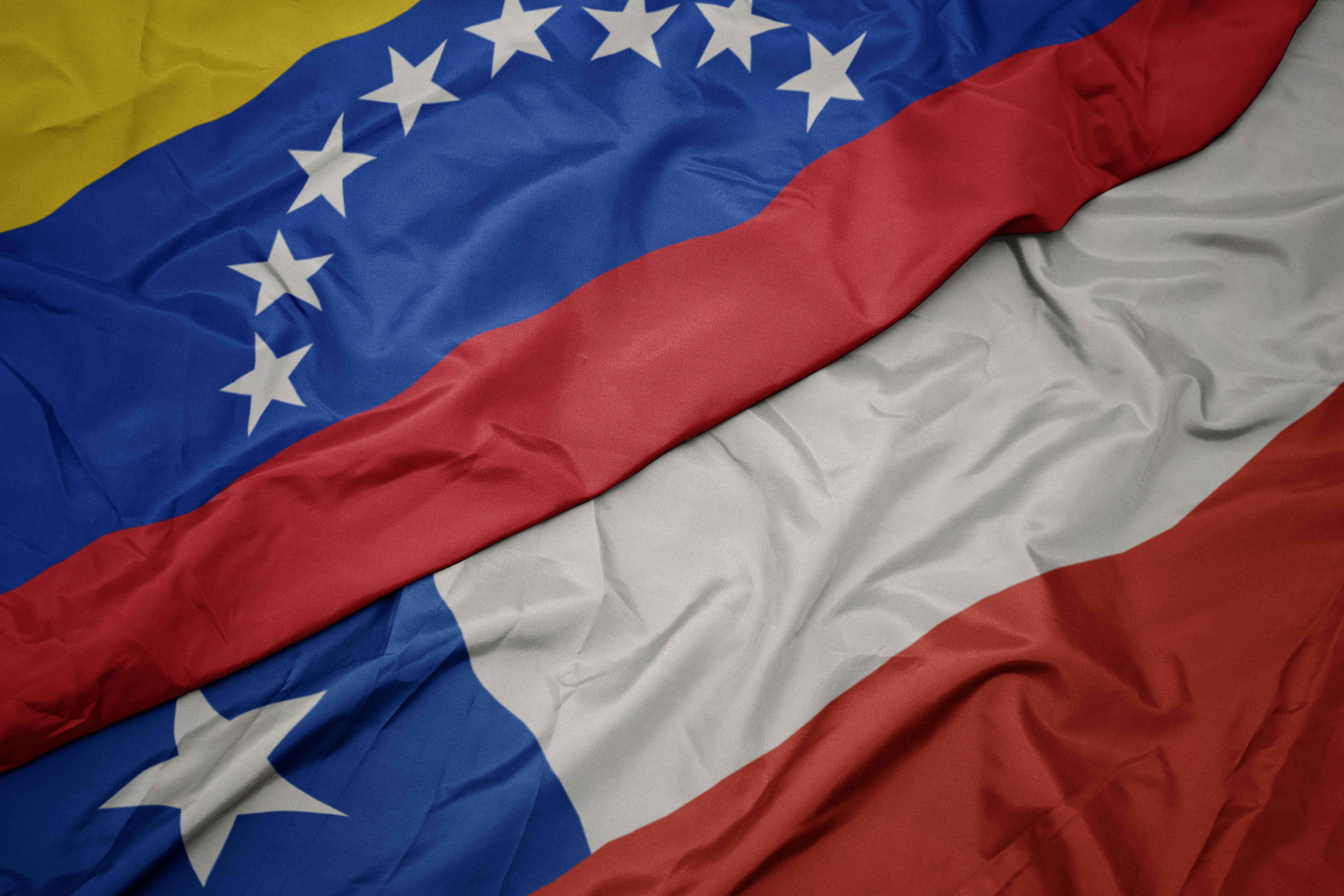 Сравниваем роды в Венесуэле и Чили